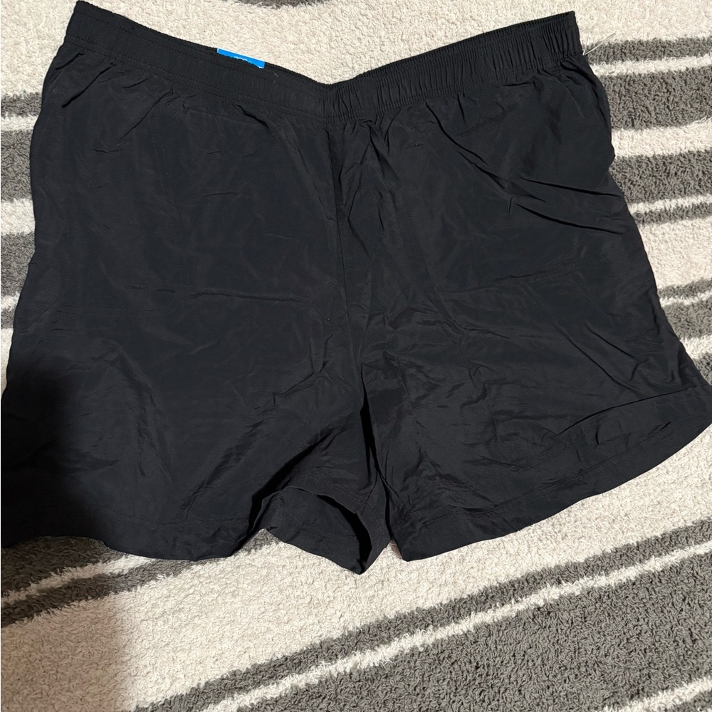 NWT Women’s Columbia Court Shorts Size 2 XL “Black”